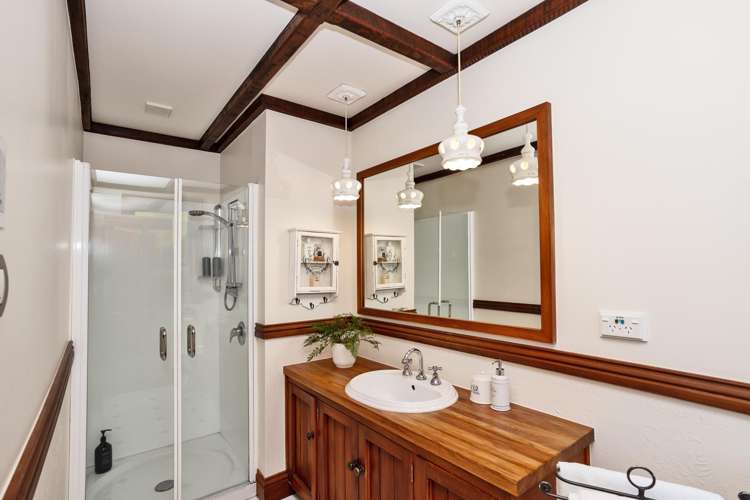 93 Gala Street Queens Park_21