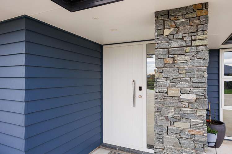 61 Hartwell Drive Kelvin Grove_5