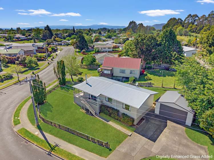 2 Goldie Street Pukehangi_3