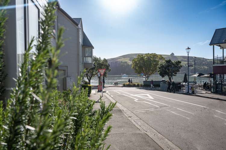 2e Church Street Akaroa_23