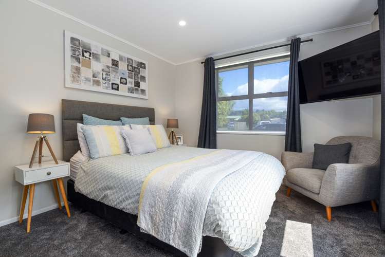 22 Bay Grove Pukehangi_10