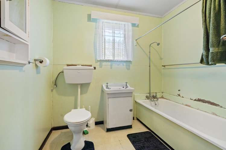 19 Station Road Te Kamo_10