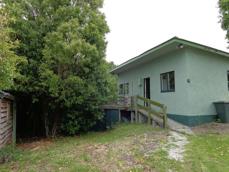 17 Rata Street Kaka Point_13