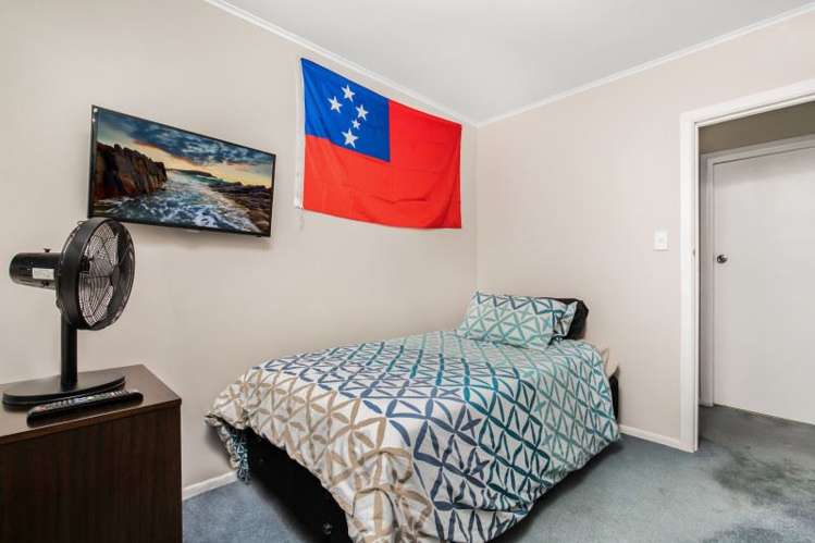 16 Montmere Avenue Te Atatu Peninsula_5