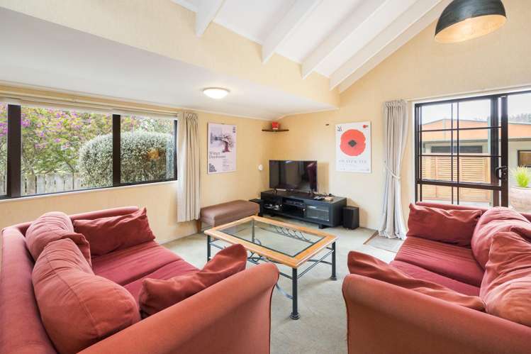 5 Hennessy Street East Foxton Beach_10