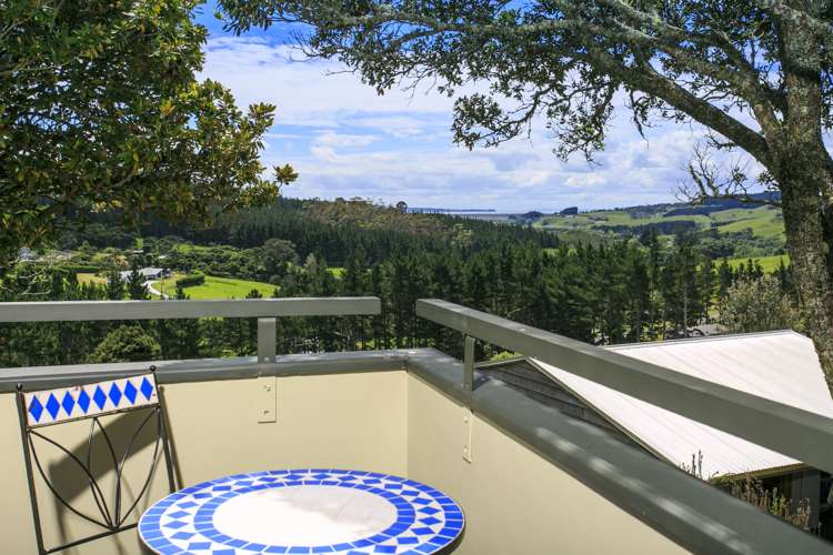 65 Manuka Grove Helensville_10