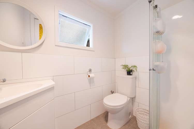 5 Allens Lane Clive_14