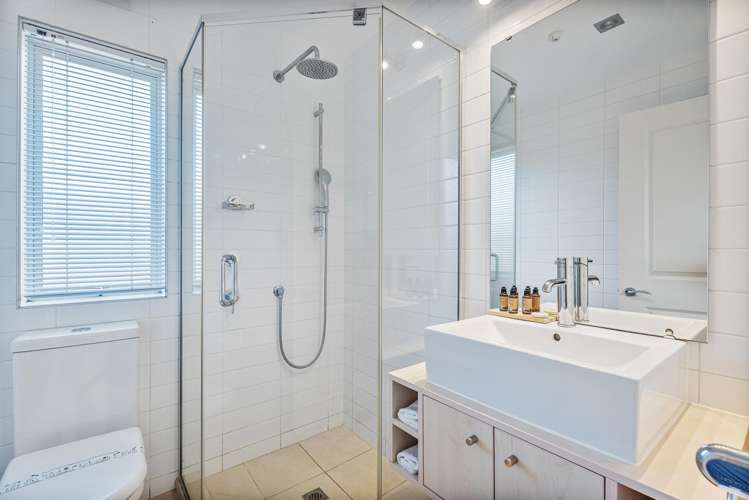 6a/18 Mill Road Whitianga_10