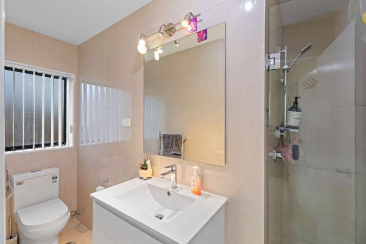 2 Ganges Avenue Mangere East_9