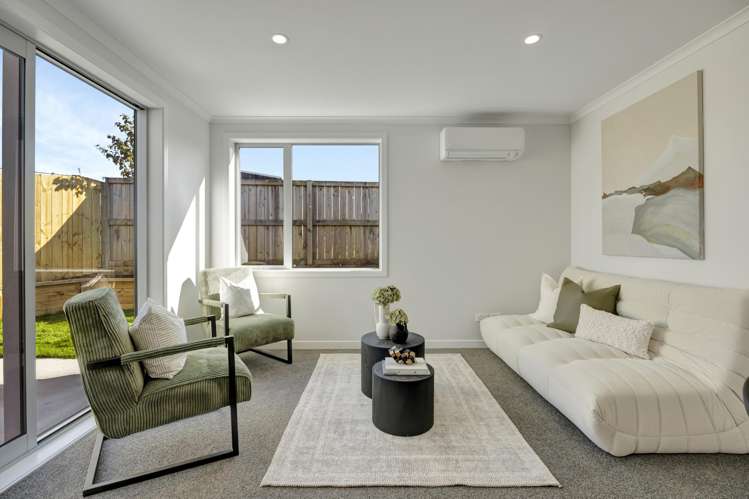2/290 Dixon Road_3