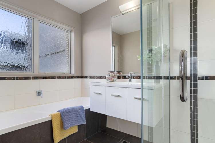 51b Seaview Road Otumoetai_10