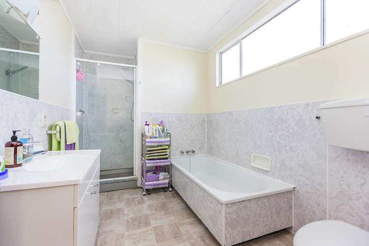 48 Akaroa Drive Maupuia_13