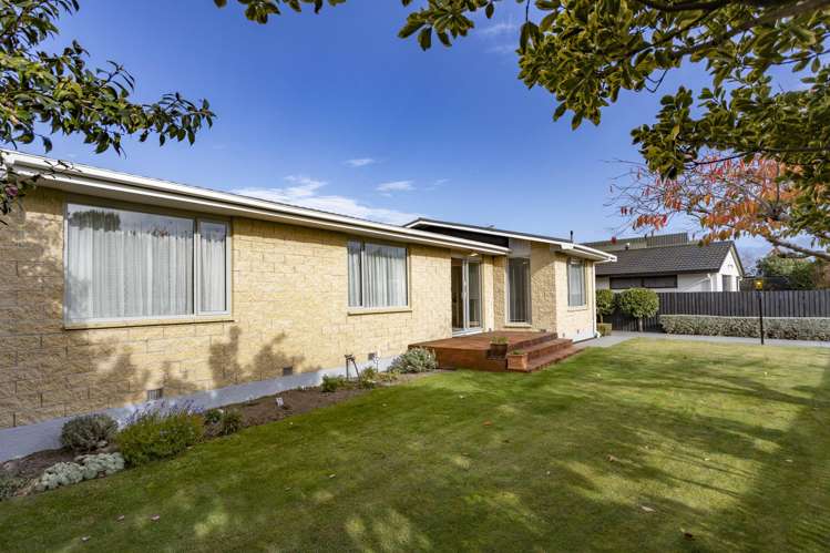 56 Lakewood Drive Burwood_2
