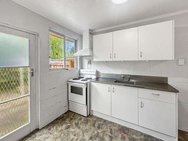 17E Surrey Road 1227_2