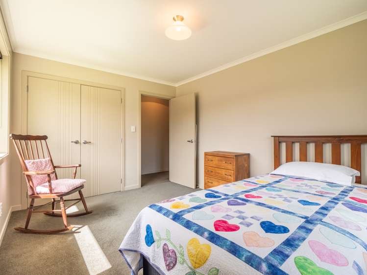 8 Coach Road Fairfield_12