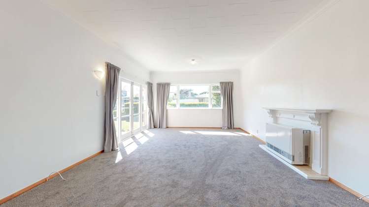 21 Military Road Boulcott_3