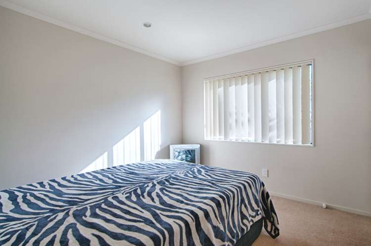 37 Hilltop Road Flat Bush_6