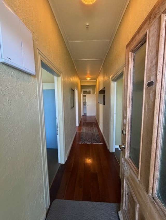 31 Railway Row 1218_4