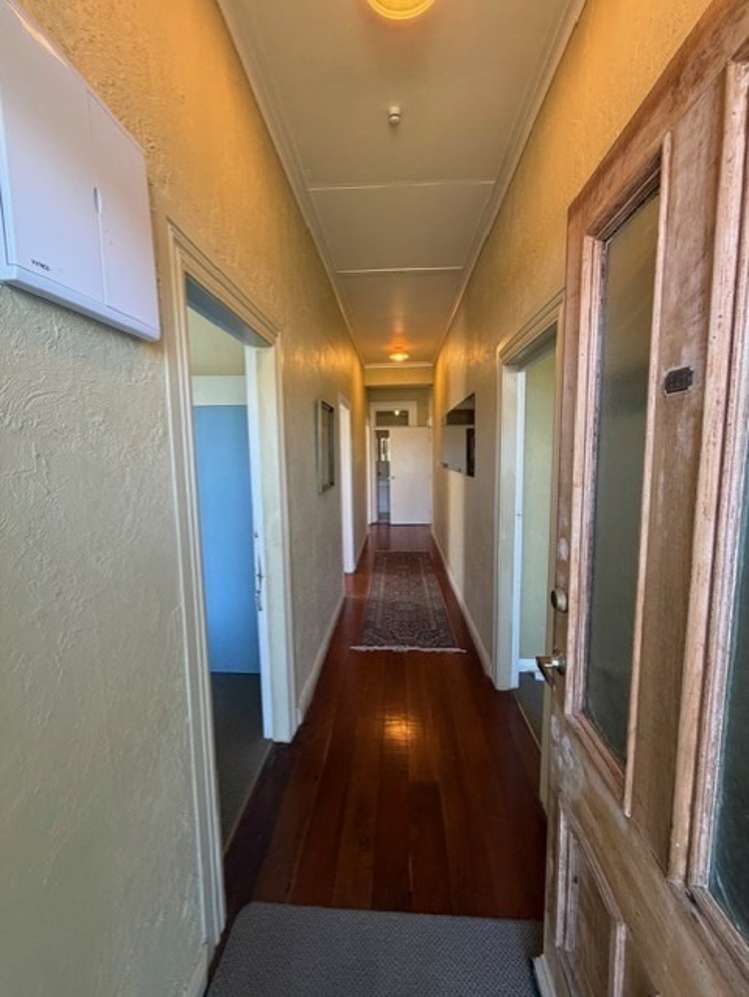 31 Railway Row 1218_4