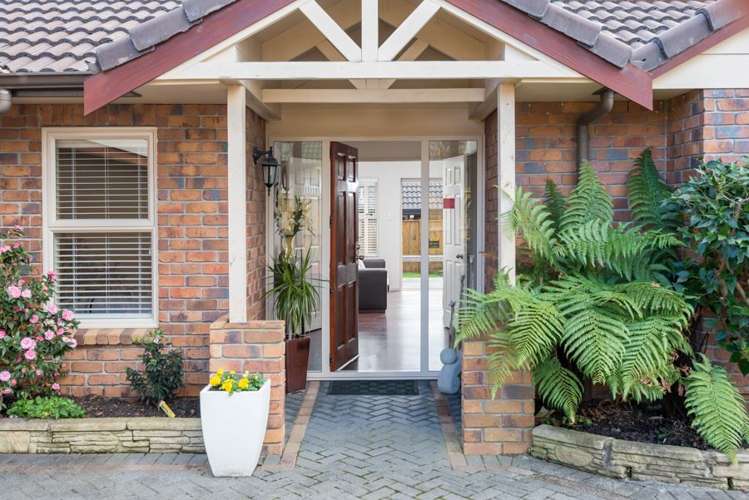 19 Newbliss Crescent East Tamaki Heights_11