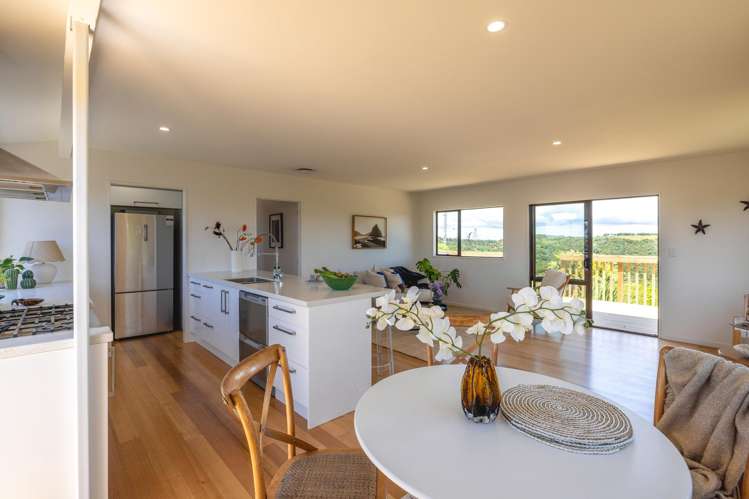 21 Tiri Road Oneroa_16