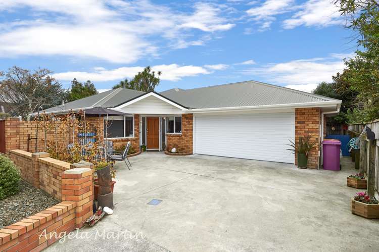 4 Barnes Court Roslyn_1