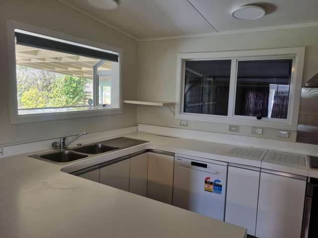 50A Robinson Ave Holdens Bay_2