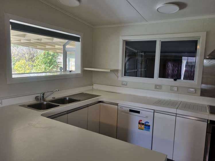 50A Robinson Ave Holdens Bay_2