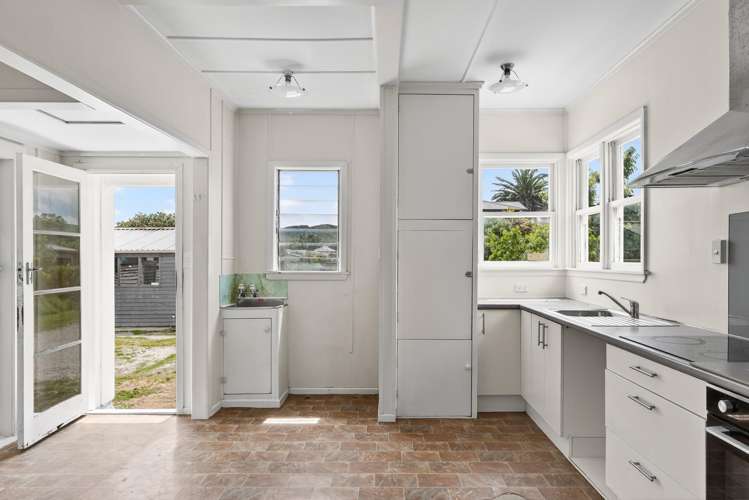 214 Wainui Road Kaiti_5