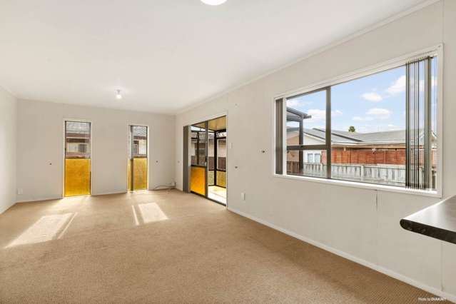 2/98 Harris Street Pukekohe_2