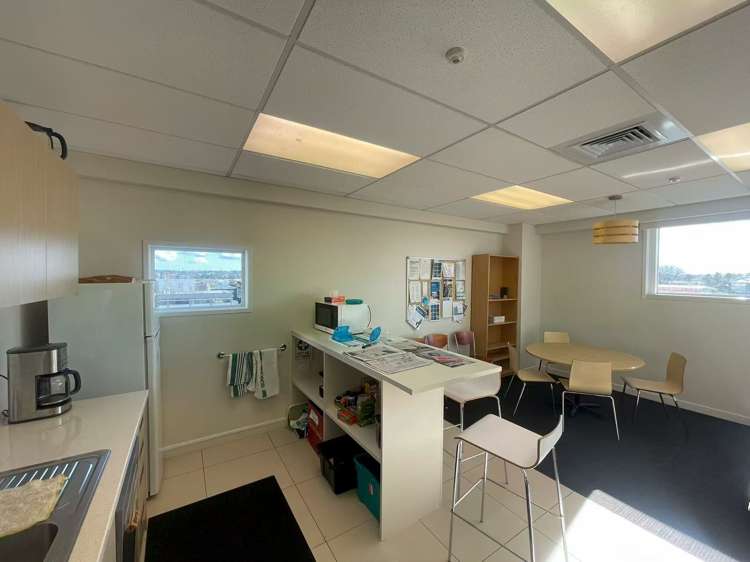 Address withheld Takapuna_5