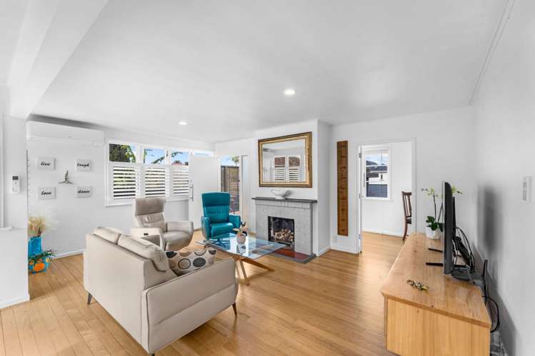 197 Riverside Avenue Pt England_10