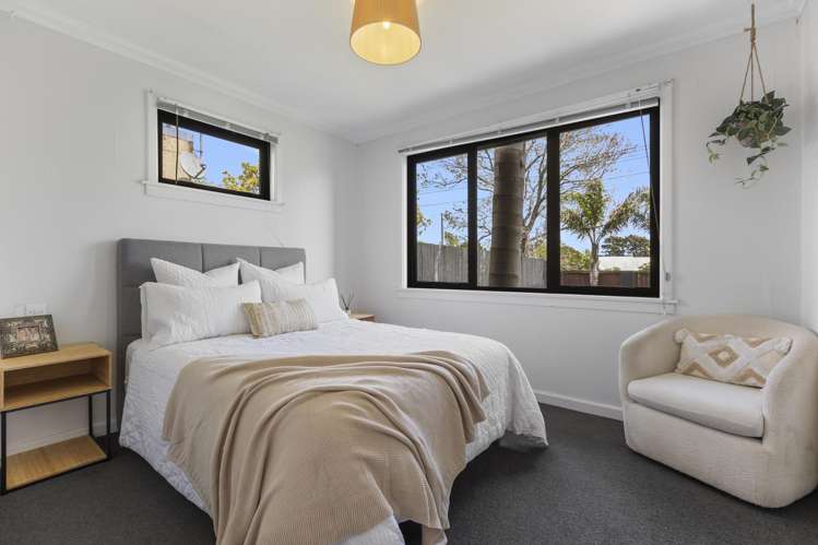 145 Seaview Road Westown_22