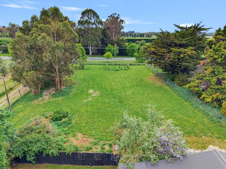 28 Ashworths Road . Amberley_3