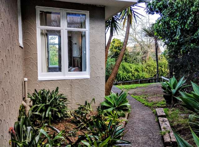 2 Fairmount Road Titirangi_3