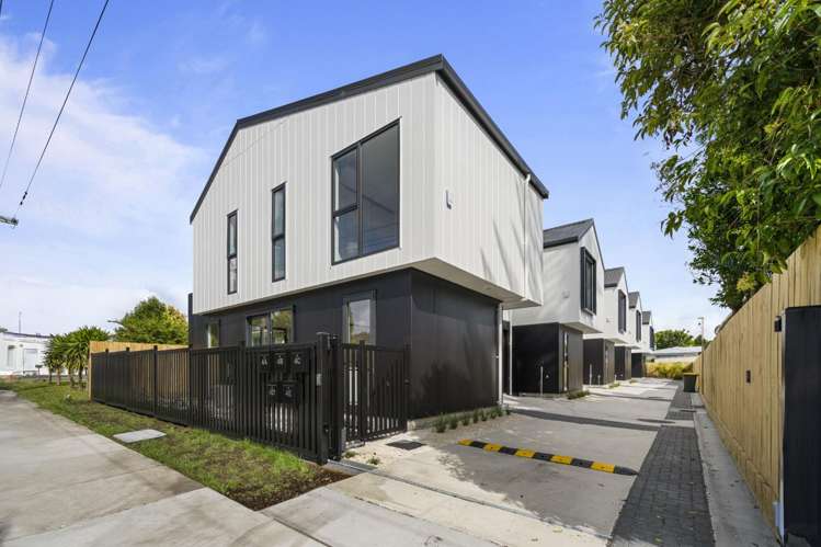 4C Roberts Road 1802_11