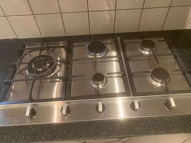 Big house very close to good schools