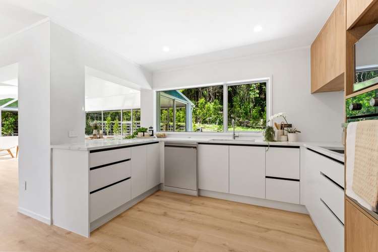 36B The Circle Manly_14