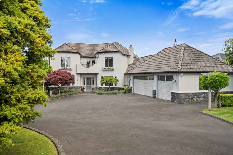 33 Seymour Road Mellons Bay_1