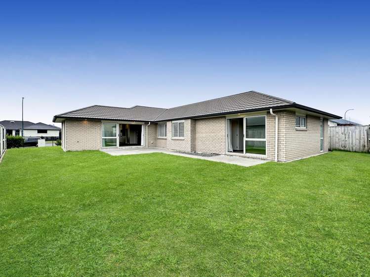 6 Livingstone Drive Papamoa_7