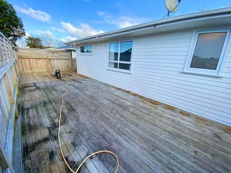 1/74 Edgewater Drive Pakuranga_11