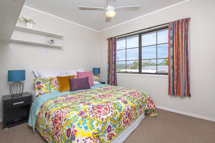 1/133 Botany Road Botany Downs_8