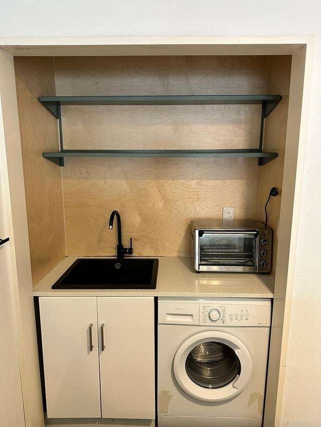 2a/13 Bucklands Beach Road Bucklands Beach_1