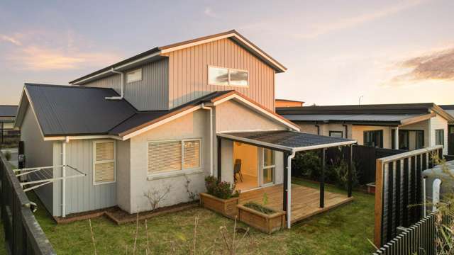 Easy Living, Greener Outlook