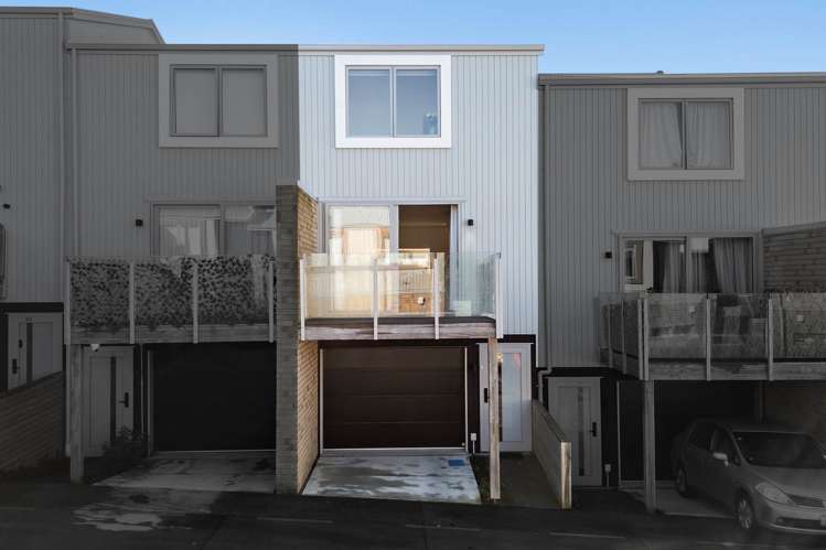 37 Helen Jenepher Lane Mt Wellington_15