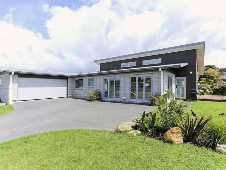 66 The Crescent Waihi Beach_16