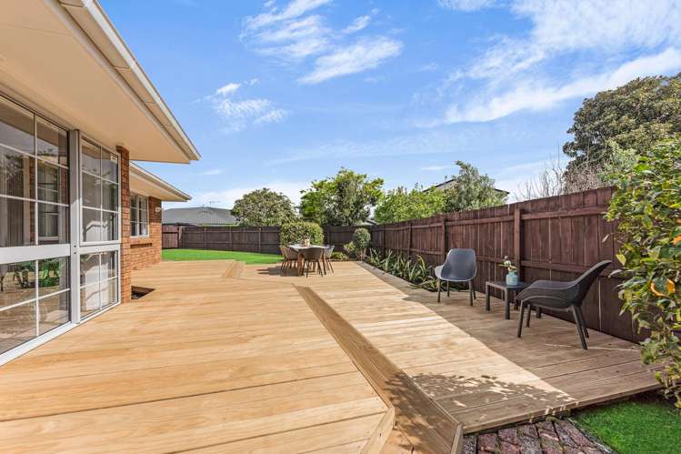 31 Evanda Crescent Conifer Grove_13