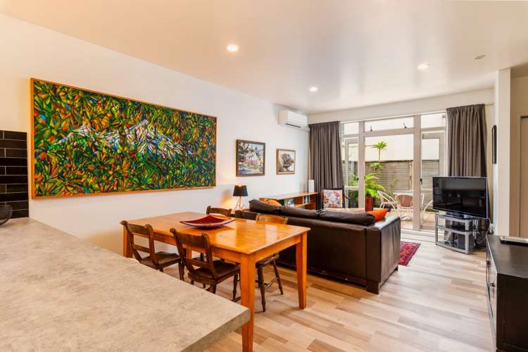 3/2 Upper Queen Street Auckland Central_2