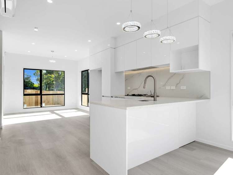 5/7 Kingfisher Place_1