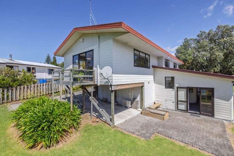 75 Jonathon Street Brookfield_12